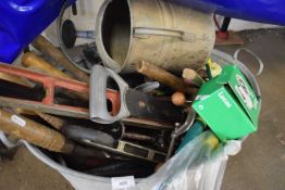 Galvanised oval wash tub and a quantity of assorted tools