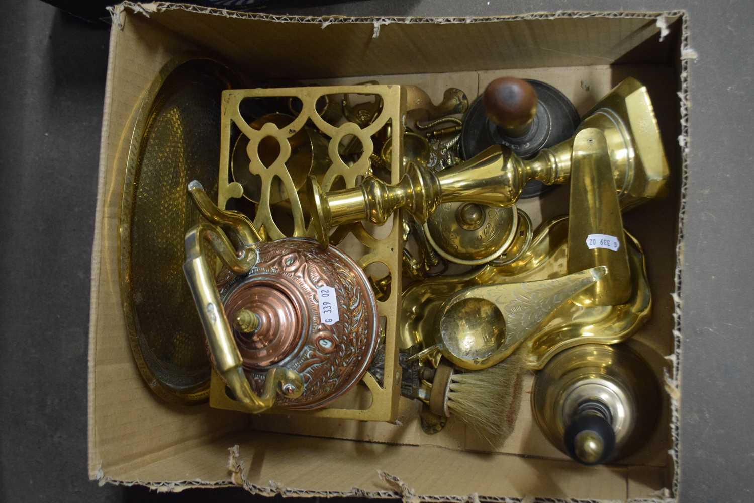 Mixed Lot - brass wares