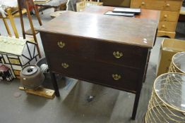 Two-drawer chest of drawers