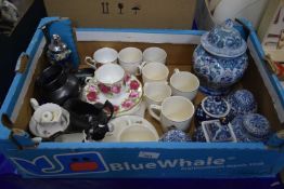 Mixed Lot - Royal commemoratives, tea wares, blue and white etc