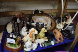 Quantity of mixed resin figures of dogs