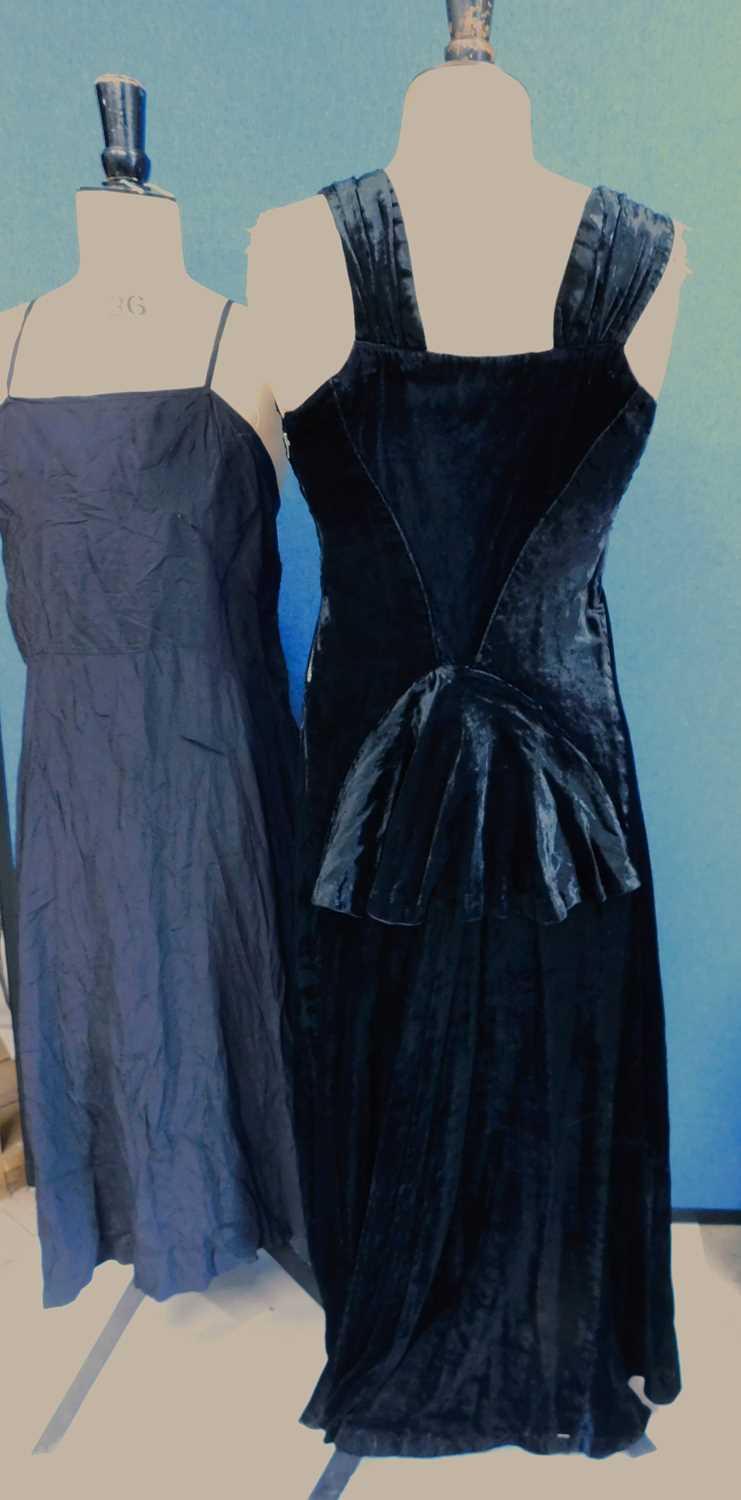A c.1940's black sleeveless velvet evening gown together with a c.mid 20th century black satin - Image 3 of 6
