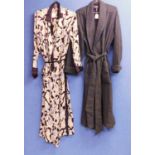 A lady's and gents early to mid 20th Century dressing gown (2)