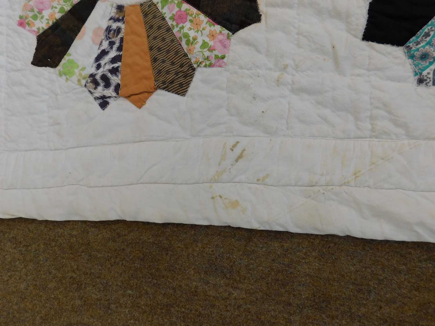 A patchwork quilt, with cream ground and multi colour patchwork design, approx. 168 x 190cm - Image 9 of 11
