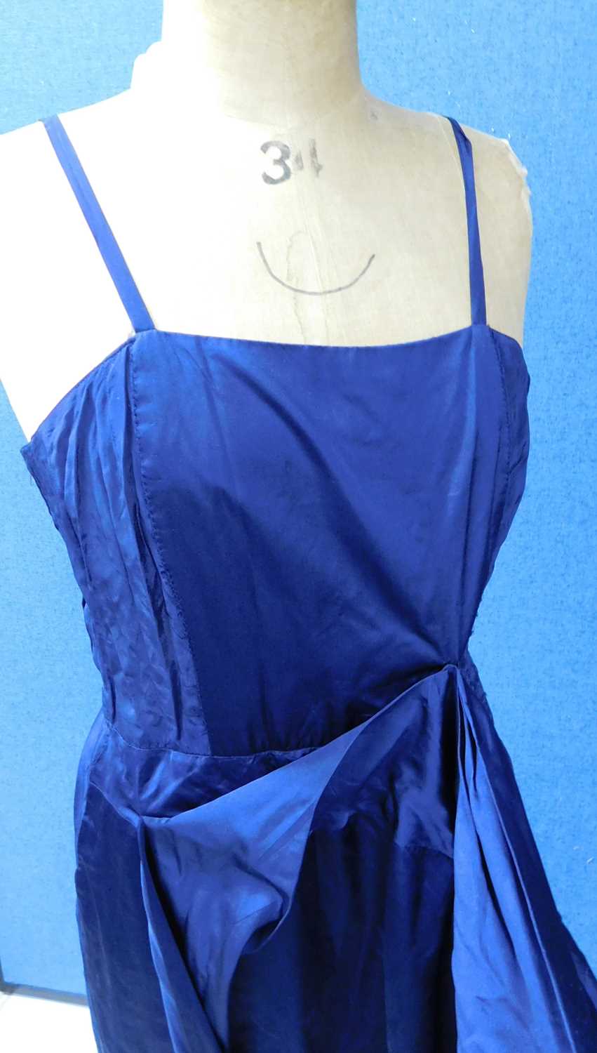 A navy blue satin dress and matching jacket by Hardy Amies, 14 Saville Row, London, W1, the capped - Image 8 of 12