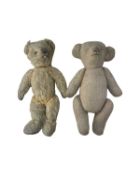 A pair of early 20th century teddy bears. No makers marks or tags. Length approximately 31cm