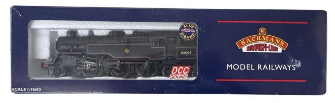 A boxed Bachmann 00 gauge 32-350DC 4MT Standard Tank 80009 BR Black Lined Early Emblem