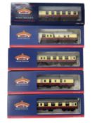 A mixed lot of boxed crimson and cream Bachmann 00 gauge corridors, to include: - 39-105 BR MK1