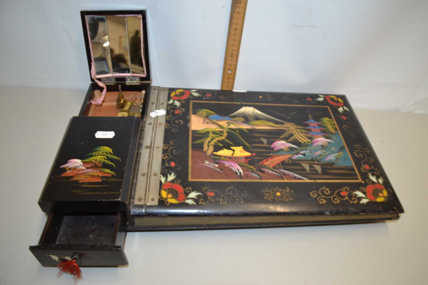 Japanese lacquered photograph album (empty)