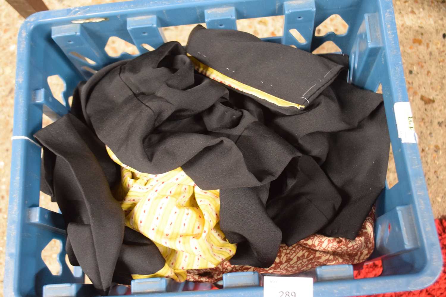 A quantity of Japanese clothing to include a black and yellow reversible kimono jacket, a black - Image 2 of 3