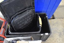 Quantity of plastic storage tubs with lids