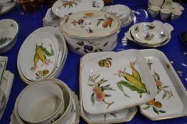 Quantity of Royal Worcester Evesham pattern table wares and others