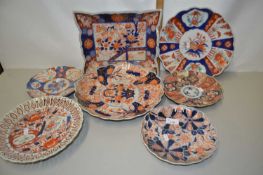 Mixed Lot: Various Japanese Imari plates and bowls