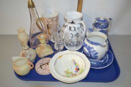 Mixed Lot: Various assorted ceramics and glass ware