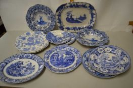 Mixed Lot: Various blue and white ceramics to include a pair of Delft small wall plates with