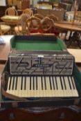 A Hohner verdi Mk III piano accordian