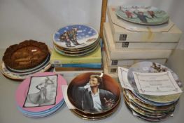 Large Mixed Lot: Various modern collectors plates