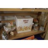 Quantity of boxed Lilliput Lane cottage figures