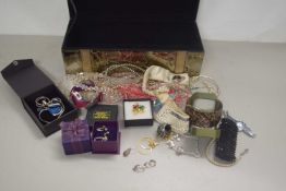 Box of various assorted costume jewellery