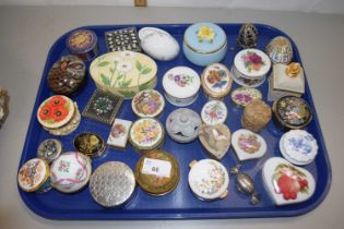 A collection of various assorted porcelain and other modern trinket boxes