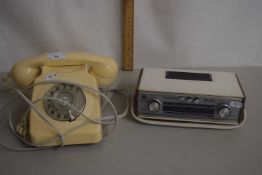 Roberts Rambler radio together with a vintage telephone (2)