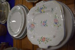 Mixed Lot: Various decorated plates