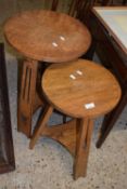 Two similar oak Arts & Crafts style circular top occasional tables, largest 40cm diameter