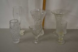 Mixed Lot: Various assorted glass vases