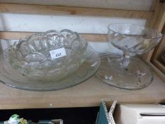 Quantity of assorted decorative glass ware