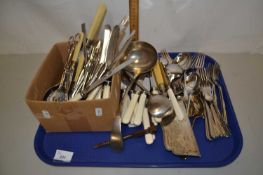 Mixed Lot: Assorted cutlery