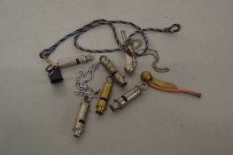 Mixed Lot: Vintage whistles to include The Metropolitan, vintage bosuns and others