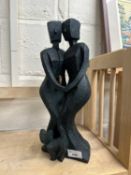 Resin moulded figure of a couple and a cat