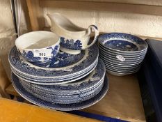 Quantity of Broadhurst willow pattern dinner wares and others similar