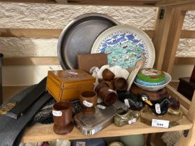 Mixed Lot: Music box, model animals, egg cups, trinket pots, collectors plates and other items