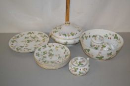 Quantity of Wedgwood Wild Strawberry pattern table wares