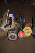 Mixed Lot: Assorted power tools and accessories to include sander, extension leads etc