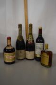 Box of mixed wines and spirits to include Drambuie, a further bottle of champagne and others