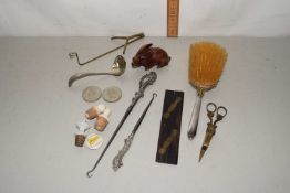 Box of mixed items to include button hooks