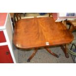 Reproduction mahogany veneered pedestal coffeee table