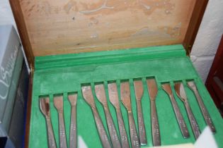 Canteen of cutlery