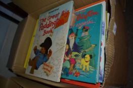 Quantity of mixed children's books