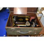 Singer sewing machine (boxed)