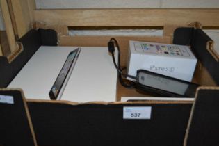 IPad 2, together with an Iphone 5 and two others (4)