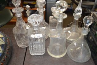 Mixed decanters (8)