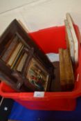 Quantity of assorted picture frames