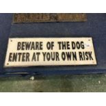 Cast iron plaque 'Beware of the dog'