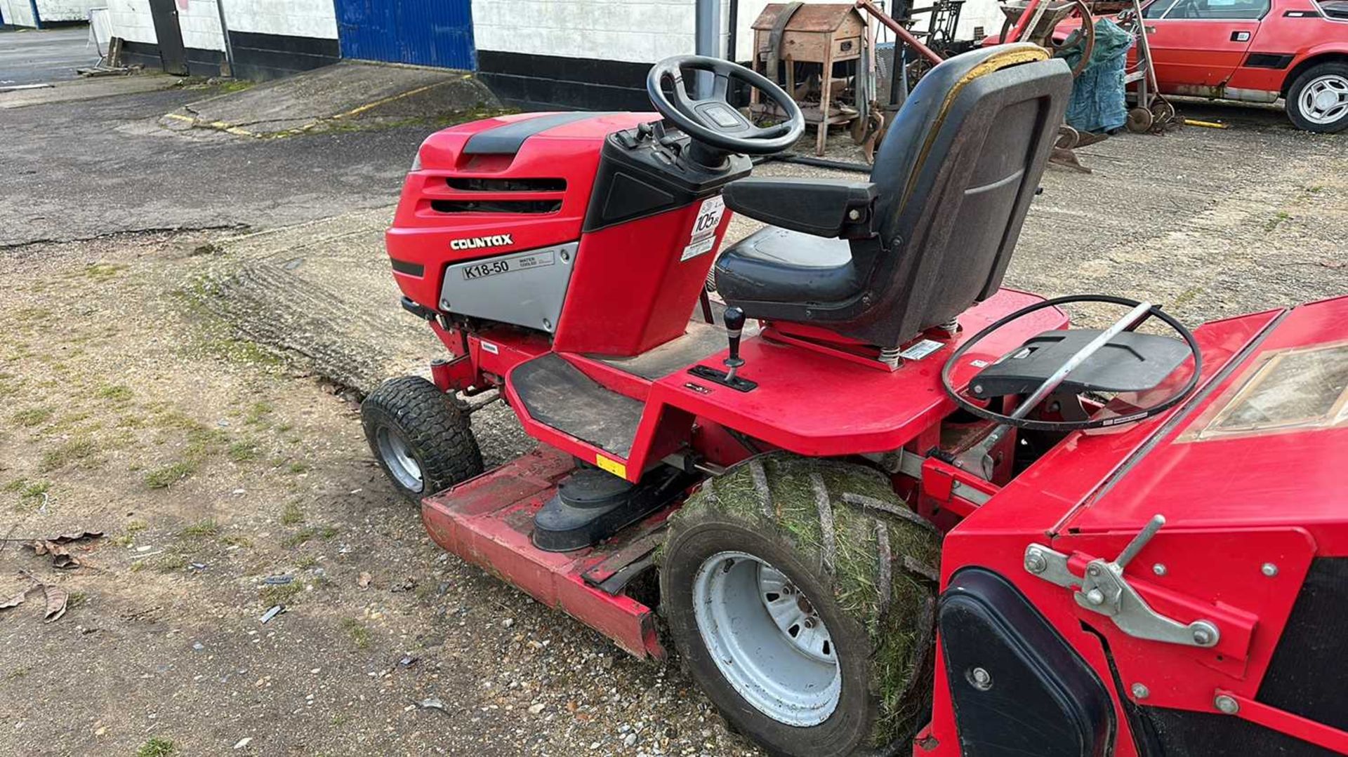 Countax K18-50 Garden Tractor / ride-on Mower, complete with collection box - Image 5 of 10