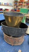 Mixed Lot: Small brass bucket together with an iron steamer pan and a sieve (3)