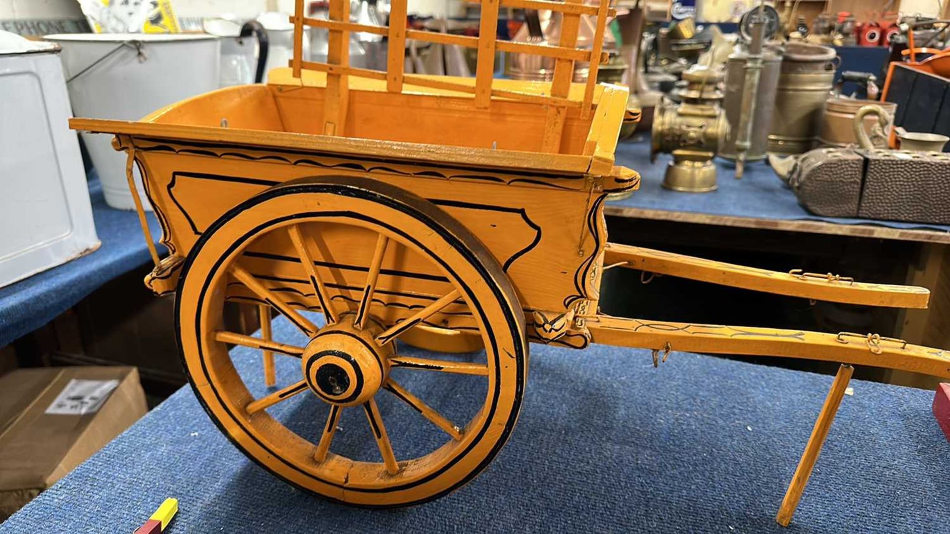 A scratch built model of a single axle hay cart, painted in dark yellow and black, 65cm long in - Image 6 of 7