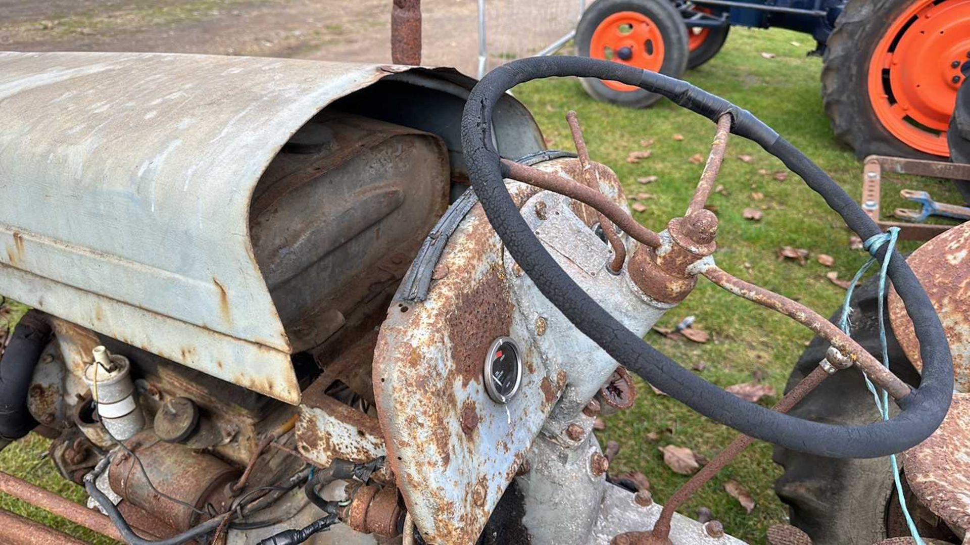 Ferguson Tractor - Image 11 of 11